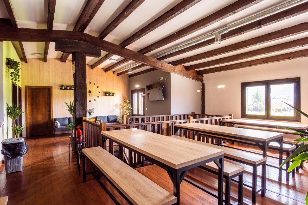 Albergue Gbc Caldas 칼다스 데 레이스 외부 사진
